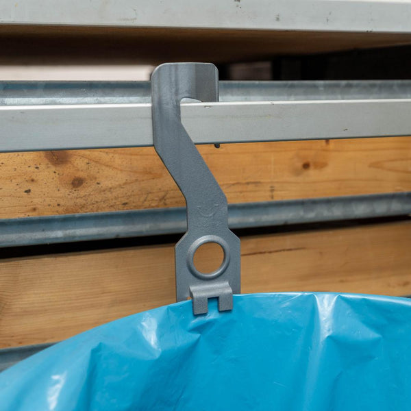 O-Spring mit Universal-Halter am Werkzeugwagen griffbereit platzieren